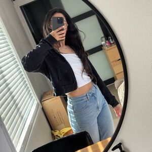 Brandy Melville Black cropped zip up Jacket